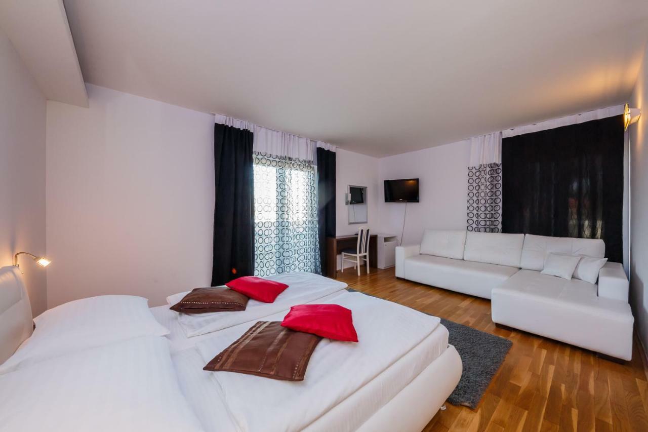 Villa Sveti Kriz Τρογκίρ Εξωτερικό φωτογραφία